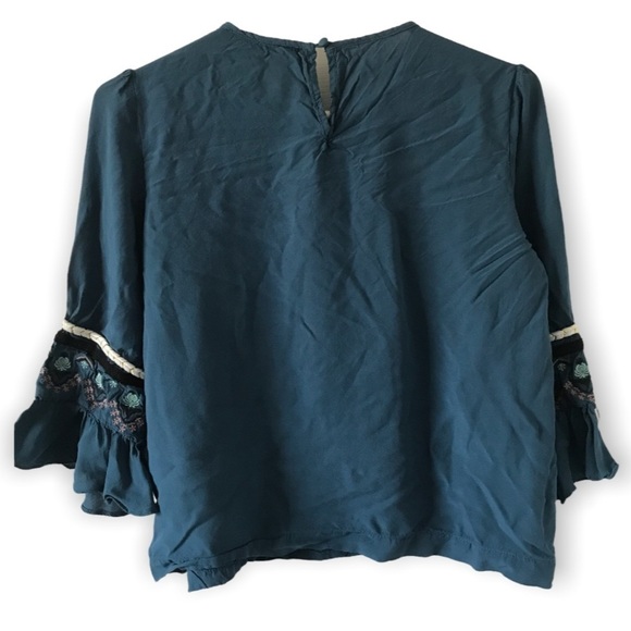 3/$15 Blue rain boho blue 3/4 ruffle sleeve top (T1) - Picture 2 of 9
